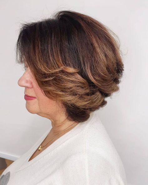 27 Gorgeous Short Bobs for Older Women with Style Haircut For Older Women, Haircut For Thick Hair, Bob Hairstyles For Thick, Bob Haircuts For Women, Choppy Bob Haircuts, Short Layered Bob Haircuts, Layered Bob Haircuts, Thick Hair Styles, Angled Bob