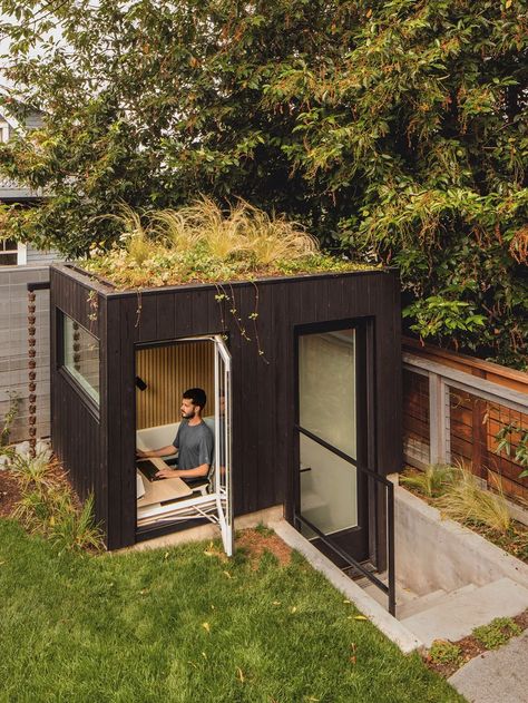 Design, Planters, Garden Design, Backyard Office, Working Area, Small Living, Living Roofs, Square Feet, Shed