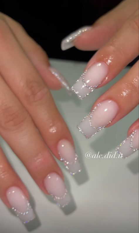 Glitter French Nails, French Tip Acrylic Nails, Classy Acrylic Nails, Acrylic Nails Coffin Pink, Long Square Acrylic Nails, Short Acrylic Nails Designs, Acrylic Nails Coffin Short, Bling Acrylic Nails, Pink Acrylic Nails