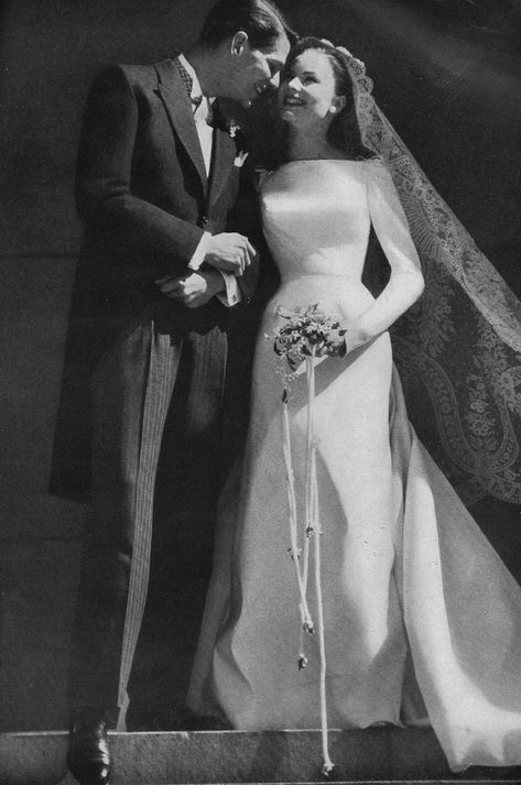 Wedding Dress, 1940s Wedding, Vintage Inspired Wedding, 1960s Wedding, Vintage Bridal, Vintage Bride, 1940 Wedding Dress, Vintage Wedding Photos, Vintage Wedding Dress 1940s