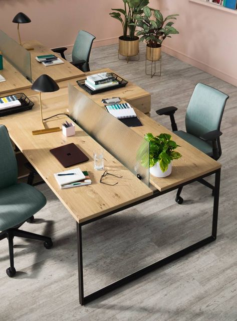 Steelcase and West Elm collaborate on bringing a residential, modern design to the workplace that supports employee wellness and provides customization. Studio, Office Furniture Design, Office Space Design Corporate, Industrial Office Design, Office Space Design, Office Space, Office Design Inspiration, Modern Office Space, Office Interiors