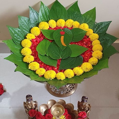 Floral, Decoration, India, Diwali, Thali Decoration Ideas, Flower Decoration For Ganpati, Varalakshmi Pooja Decoration Home Simple, Ganpati Decoration Design, Diwali Decorations