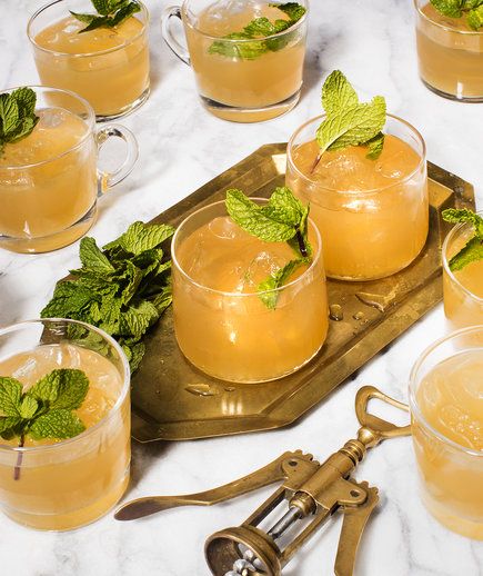 Minty Moscow Mule Punch | RealSimple.com Smoothies, Desserts, Classic Vodka Cocktails, Batch Cocktail Recipe, Ginger Beer, Yummy Drinks, Vodka Cocktails, Holiday Cocktails, Moscow Mule