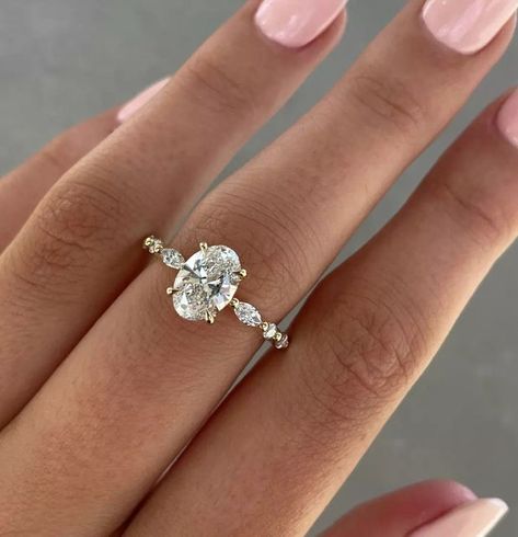 Bijoux, Diamond Engagement Rings, Engagements, Double Diamond Engagement Ring, Diamond Engagement Ring, Engagement Ring Settings, Pave Engagement Ring, Lab Diamond Engagement Ring, Oval Diamond Ring