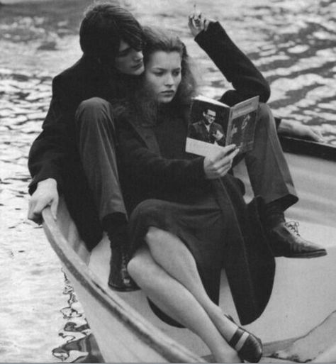 Kate Moss, Couple Photography, Photography, Grunge, Portrait, Photoshoot, Couple Photos, Photographer, Vintage Couples