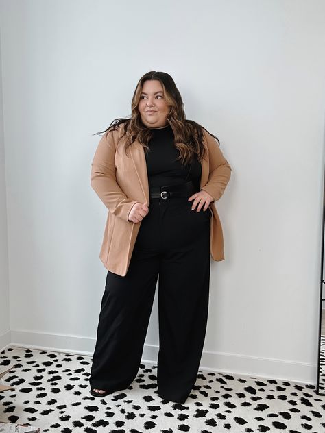 Chicago plus size fashion blogger Natalie in the City wears plus size workwear for the office. Click on this post to shop this plus size work outfit for the office! Business Casual Outfits, Origami, Outfits, Chicago, Business Casual Outfits For Work, Office Outfits Women Casual, Plus Size Workwear, Business Professional Outfits Plus Size, Office Attire Women