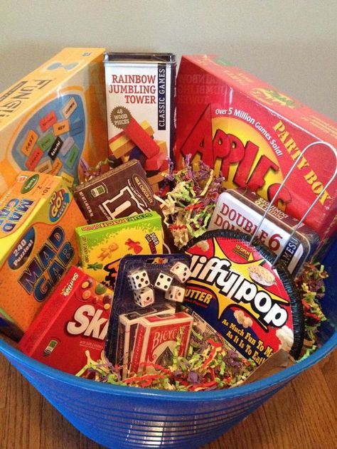Gamenight Party Favours, Popcorn, Family Game Night Gift Basket, Game Night Gift Basket, Game Night Gift, Party Gifts, Raffle Ideas, Party Favors, Raffle Baskets