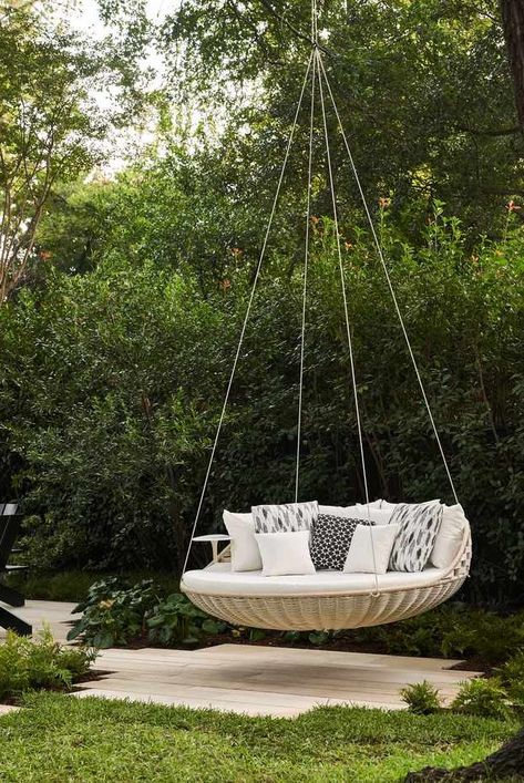 In 2023, interior designers are accepting the challenge and making the most of Southern homes’ outdoor spaces, preparing for a long summer of al-fresco lounging and entertaining outside. #decor #outdoordecorating #homedecorations #homedecorideas #interiordesign #southernliving Exterior, Outdoor, Outside Swing, Garden Furniture, Garden Swing, Modern Garden, Swinging Chair, Swing Design, Perfect Garden