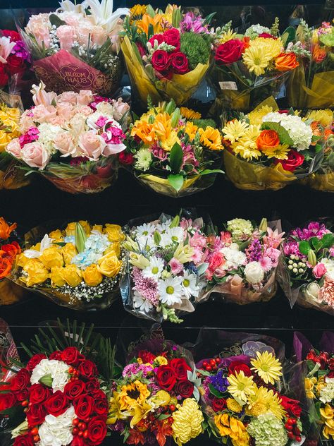 Films, Instagram, Floral, Snacks, Flowers, Flora, Flower Photos, Flower Store Aesthetic, Buy Flowers