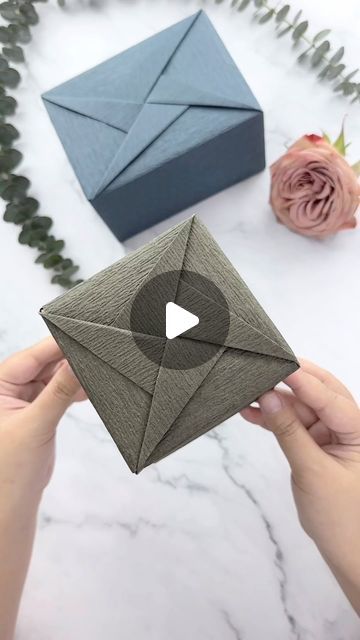 Origami, Gift Wrapping, Gift Wrapping Tutorial, Wrapping Paper, Wrapping Ideas, Wrapping Paper Ideas, Present Wrapping, Origami Gift Box, Unique Wrapping Ideas