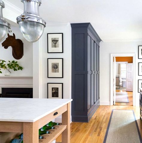 Creative Ways to Incorporate Built-In Cabinetry Home Décor, Home, Layout Design, Diy, Closet Built Ins, Built In Storage, Built In Cupboards, Built In Cabinet, Furniture Online