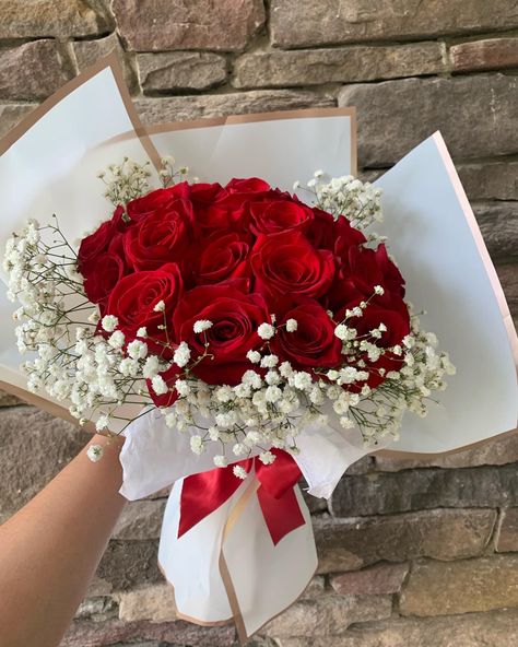Valentine's Day, Red Rose Bouquet Wedding, Red Bouquet, Red Flower Bouquet, Red Rose Bouquet, Red Rose Arrangements, Bouquet Of Roses, Roses Bouquet Gift, Big Bouquet Of Flowers