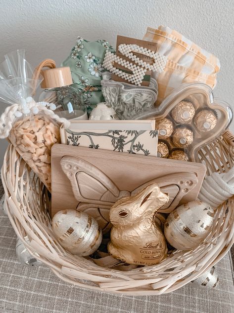 Easter Basket Goodies — CATRINA SIVULA Diy, Easter Hamper Ideas, Easter Gift Baskets, Easter Egg Basket, Easter Hamper, Easter Gifts, Easter Baskets, Easter Gift, Easter Basket Ideas