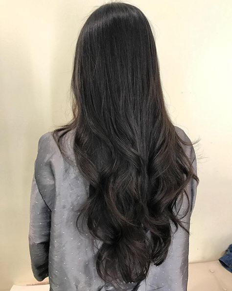 Very+Long+Hair+with+Loose+Bottom+Curls++ Long Layered Hair, Black Hairstyles, Long Hair Styles, Long Curly Hair, Thick Hair Styles, Curly Hair Styles, Black Curls, Straight Hairstyles, Long Black Hair