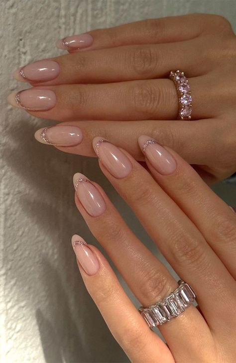 French Tips, French Manicure With A Twist, French Manicure Gel, French Tip Nail Designs, Colored French Tip Nails Acrylics Almond, Almond Nails French, Neutral Nail Designs, Oval Nail Art, Trendy Nails