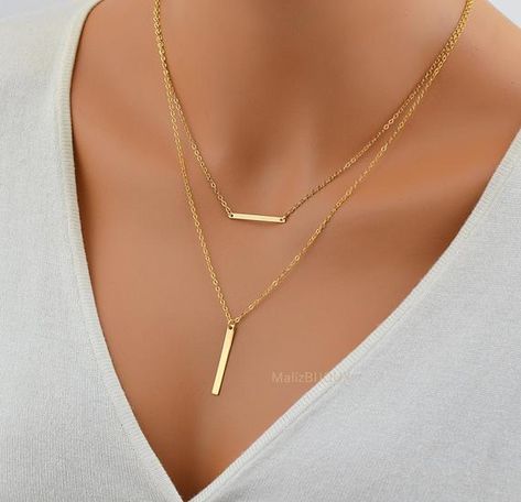 LAYERED NECKLACE / Two Bar Necklace Set / Gold Bra necklace / Minimal Necklace / Simple Gold Jewelry / Horizontal, Vertical Bar Necklace #SetOfTwo #GoldBar #GoldSkinnyBar #TwoBarNecklace #BarNecklace #VerticalBar #14kGoldFill #BarNecklaceSet #SkinnyBarNecklace #HorizontalBar Bijoux, Bracelets, Gold Necklace, Gold Bar Necklace, Gold Jewelry Simple Necklace, Choker Pendant, Gold Jewelry Simple, Gold Necklace Simple, Gold Necklace Women