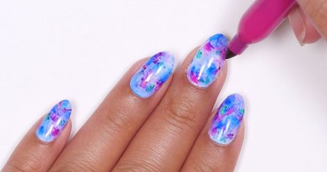 From swirls to marbled effects, get ready to create unique designs with Sharpie markers. Art, Sharpie Nails, Sharpie Nail Art, Nail Brushes, Gel, Swirls, Nail Art Brushes, Dipped Nails, Marble Nails