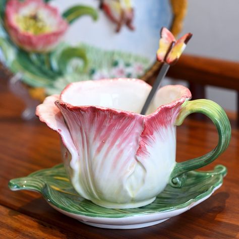 Mugs, Ceramic Pottery, Decoration, Ceramic Cups, Tea Cups, Pottery Cups, Ceramic Flowers, Ceramic Bowls, Ceramics Ideas Pottery