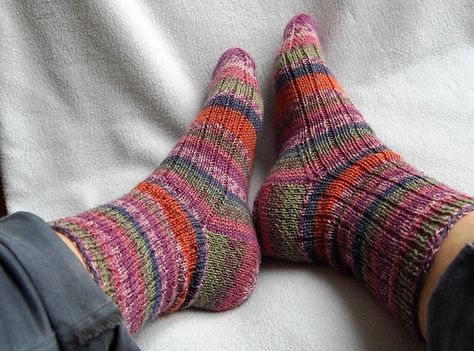 10 Best Free Sock Knitting Patterns — Blog.NobleKnits Knitting, Ravelry, Socks, Crochet, Knitters, Knit Crochet, Yarn, Pattern, Xxl