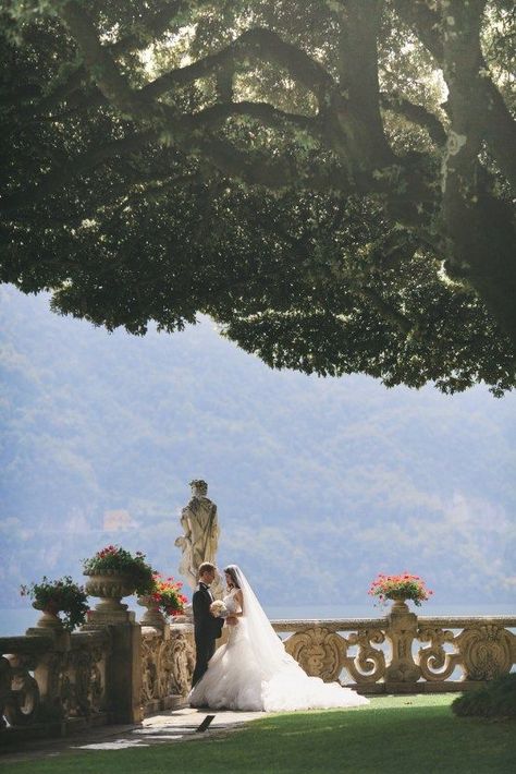 Lake Como, Wedding Photos, Wedding Venues, Destination Wedding, Italy Wedding, Lake Como Wedding, Wedding Locations, Italian Wedding, Chateau Wedding