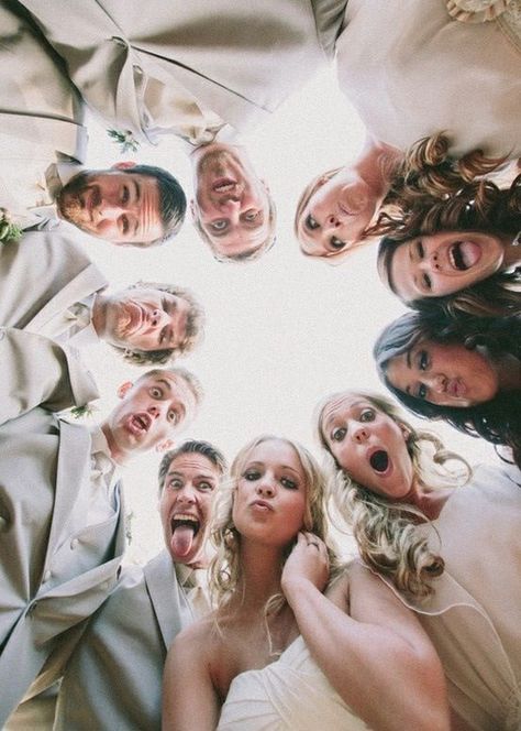 It's like a wedding party selfie! Haha too funny! Should've done this at Stephs wedding! Wedding Photography, Wedding Photography Poses, Wedding Pictures, Wedding Photos, Wedding Photographers, Wedding Picture Poses, Family Wedding Photos, Wedding Pics, Wedding Party Photos