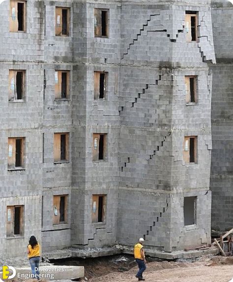 30+ Funniest Construction Mistakes - Engineering Discoveries Architecture, Building Fails, Building Construction, Home Construction, Construction Work, Bau, Building, Outdoor Buildings, Steel Structure
