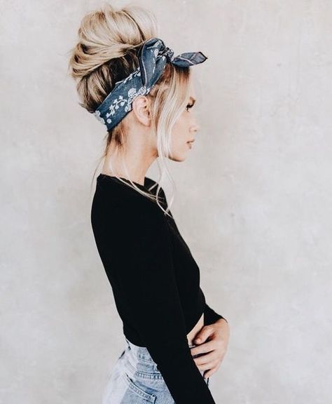 21 Brilliant Basketball Game Outfits Fashionistas Will Love https://outfitideashq.com/21-brilliant-basketball-game-outfits-fashionistas-will-love/ Instagram, Boho, Cute Hairstyles, Peinados, Bandana Hairstyles, Pinterest, Easy, Scarf Hairstyles, Coiffure Facile