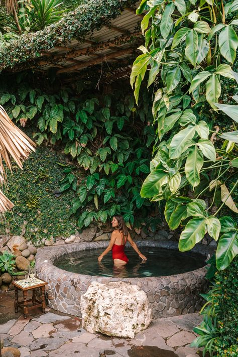 Antigua Guatemala, Outdoor, Indonesia, Guatemala Travel, Lagos, Guatamala, Beautiful Places, Guatemalan Textiles, Pool