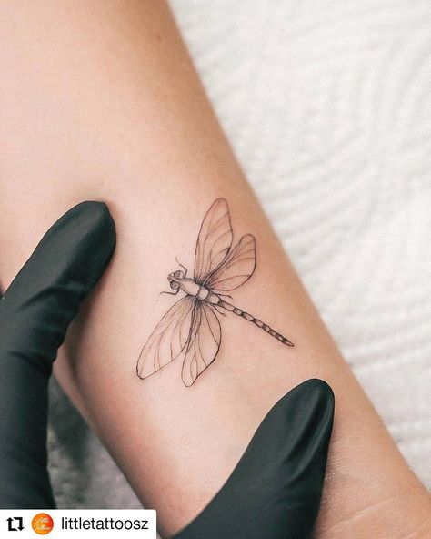 Tattoo, Small Tattoos, Tattoos, Tattoo Designs, Tatoo, Dainty Tattoos, Mini Tattoos, Tattoos For Women, Cute Tattoos
