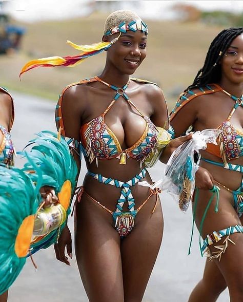 Carnival Slayers™ on Instagram: “McQueen by name but a carnival Queen in reality 👑😍🍫😍. Slayer @tayymcqueen #carnivalwemissyou (SLAY 🔛 YOUR NOTIFICATIONS) HIT THE BIO…” Black Girls, Bikinis, Ebony Women, Ebony Beauty, African Beauty, Most Beautiful Black Women, African Women, Beautiful Dark Skinned Women