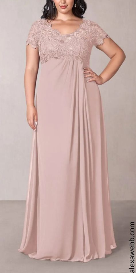 57 Plus Size Mother of the Bride Dresses - Alexa Webb - These gorgeous plus size gowns are perfect for mother of the bride or mother of the groom! Outfits, Mother Of The Bride Dresses Plus Size, Mother Of The Bride Plus Size, Mother Of Groom Dresses Plus Size, Mother Of The Bride Dresses Long, Mother Of The Groom Gowns, Mother Of The Bride Dresses, Mother Of The Bride Gown, Summer Mother Of The Bride Dresses