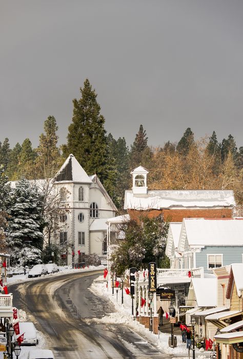 Winter Camping, Natal, Small Towns, Towns, Small Town America, Places To Visit, Places To Go, Nevada City California, Amazing Destinations