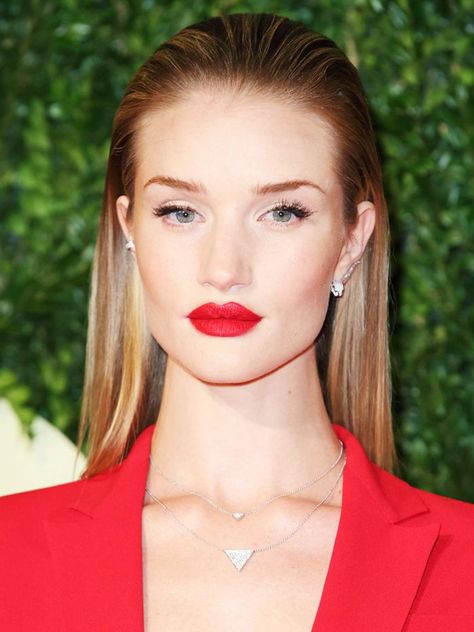 9 Looks That Will Change How You Feel About Slicked-Back Hair Down Hairstyles, Slicked-back, Long Slicked Back Hair, Slicked Back Hair, Straight Hairstyles, Slick Straight Hair, Sleek Back Hair, Open Hairstyles, Sleek Hairstyles