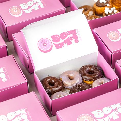 Design, Friends, Doughnut, Box Of Donuts, Sweet Box, Sweet Box Design, Donut Box, Donut Shop, Mini Donuts