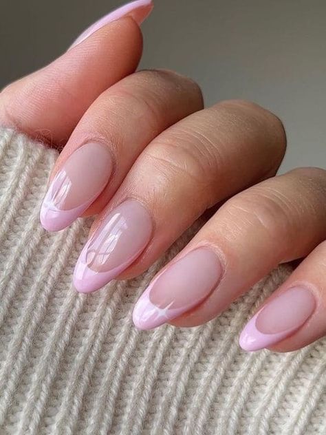 17 Chic Pink French Tip Nails to Upgrade Your Style | The KA Edit French Tip Nails, French Tip Acrylic Nails, French Acrylic Nail Designs, French Manicure With A Twist, French Nail Designs, Round Nails, Acrylic Nails Coffin Short, Pink Acrylic Nails, Pink French Manicure