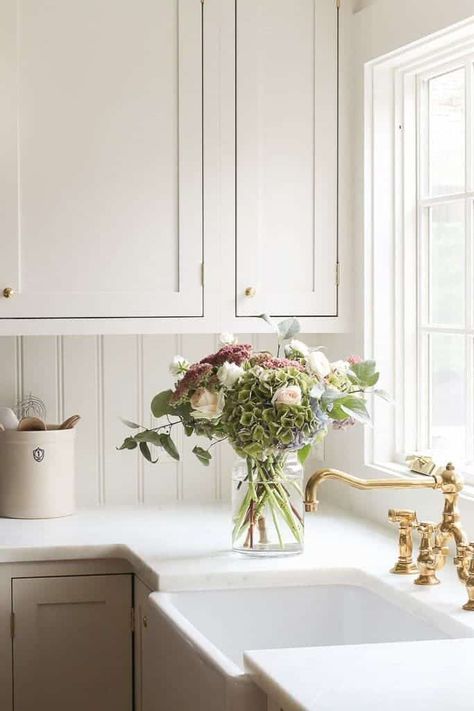 Modern Family, Design, Layout, Brass Kitchen Faucet, Brass Kitchen, Shaker Kitchen Cabinets, Shaker Style Cabinets, Faucet, Shaker Style Cabinet Doors