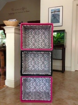 26 Best ideas for crafts with plastic crates | My desired home Organisation, Upcycling, Home Crafts, Decoration, Diy, Milk Crates Diy, Milk Crate Storage, Milk Crate Furniture, Plastic Crates