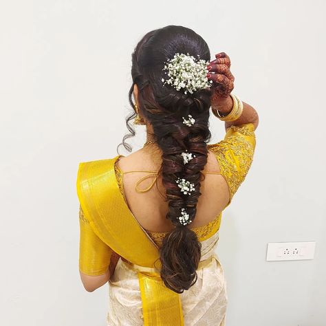 Traditional Hairstyle, Indian Hairstyles, Hair Style Vedio, Hairdo Wedding, Bridal Hairdo, Indian Wedding Hairstyles, Engagement Hairstyles, Indian Bridal Hairstyles, Hair Style On Saree