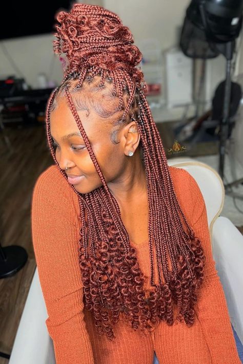 24 Medium Knotless Braids That Will Make You Swoon Braided Hairstyles, Protective Styles, Box Braids, Aquarius, Knotless Twist Braids Medium, Twist Braids, Kinky Twists Braids, Braids With Curls, Box Braids Hairstyles