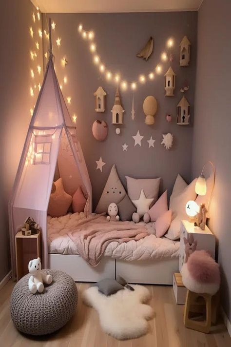 Soft Lighting in Toddler Girl's Bedroom Inspiration, Ideas, Design, Bebe, Girl Room, Girl Bedroom Designs, Girl Bedroom Decor, Girls Room Design