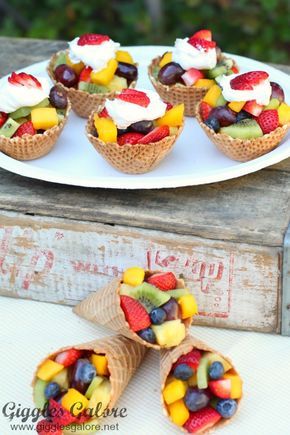 Ice Cream Cone Fruit Cups Dessert, Brunch, Appetiser Recipes, Party Snacks, Appetizer Recipes, Food Platters, Veggie Tray, Party Food Appetizers, Catering