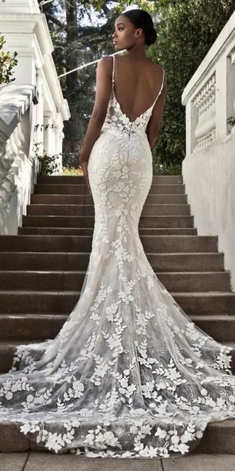 33 Mermaid Wedding Dresses For Wedding Party ★ Mermaid wedding dresses are the best way to emphasize your body and look sexy. Check out the gallery and you will find the most beautiful wedding gowns ever! ★ #weddingdresses Ombre, Prom, Bride, Bridal, Hochzeit, Inspirasi, Robe De Mariage, Boda, Mariage