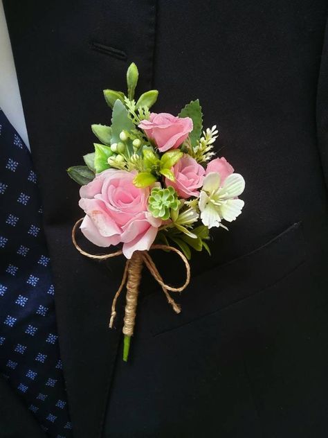 Excited to share the latest addition to my #etsy shop: Pink boutonniere, Vintage pink roses boutonniere, pink groomsmen boutonniere, pink rose buttonhole, pink wedding #pink #wedding #gardenoutdoor #pinkbuttonhole #pinkwedding #pinkboutonniere #roseboutonniere #pinkroseboutonnier #weddingflowers https://etsy.me/3ta5NHw
