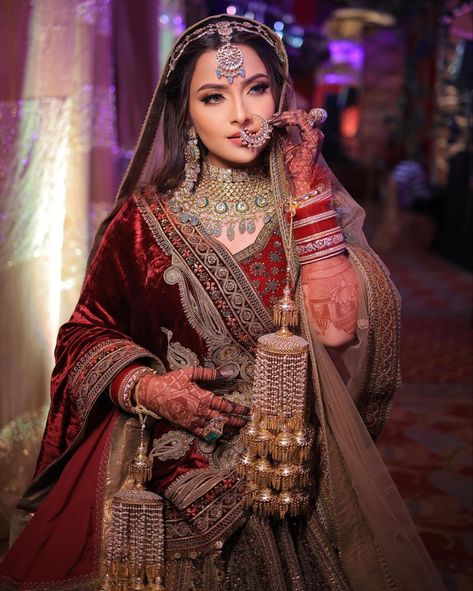 Indian Bridal, Indian Bride Makeup, Indian Bridal Makeup, Desi, Indian Bride, Bridal Hairstyle Indian Wedding, Indian Bridal Photos, Indian Bride Outfits, Indian Wedding Bride