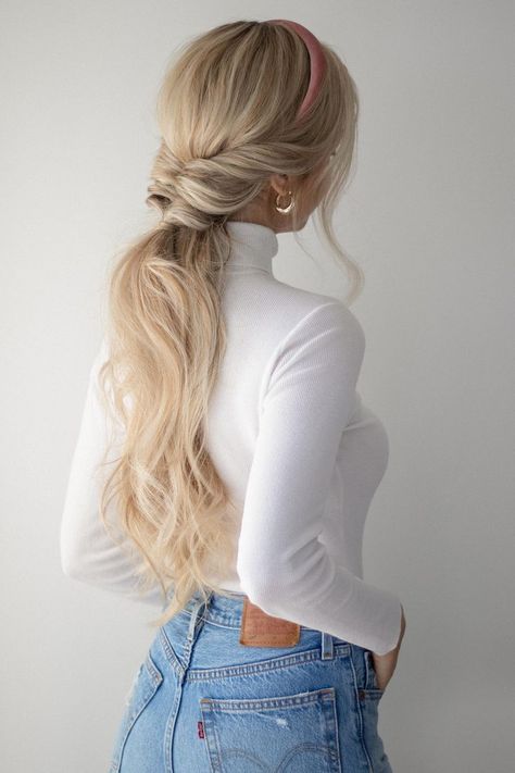 Gorgeous ponytail idea for winter and the holidays! #WomensHairstyles #HolidayPony #letsbePriceless inspo Hairstyle Tutorials, Plait Hairstyles, Up Dos, Ponytail Hairstyles, Hairstyles For Thin Hair, Updos, Straight Hairstyles, Curly Hair Styles, Long Hair Updo