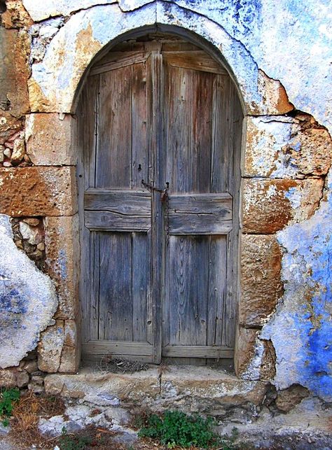 Old doors in Crete | Eleanna Kounoupa | Flickr Doors, Old Doors, Wooden Doors, Unique Doors, Old Wooden Doors, Cool Doors, Inredning, Old Door, Closed Doors
