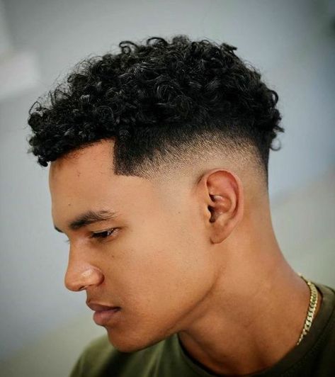 Fresh and Trendy: The Top Fall Haircut Styles for Black Men 2023 Men Haircut Curly Hair, Mens Haircuts Fade, Haircuts For Men, Men's Hair, Disconnected Undercut, Fade Haircut Curly Hair, Curly Hair Men, Fade Haircut, Undercut Fade