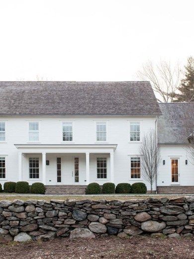 A modernized version of a New England farmhouse in Connecticut York, Ideas, Beach Cottages, Farmhouse, Outdoor, Country, Modern Farmhouse, Exterior, Architecture