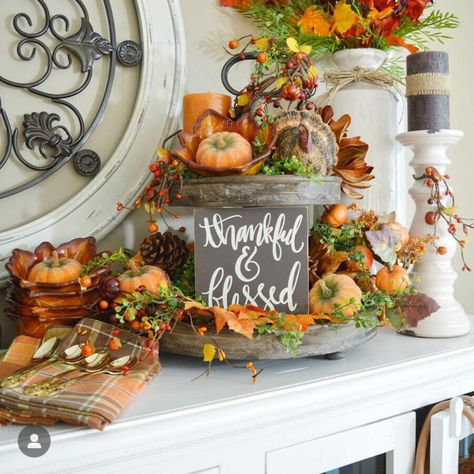5 Fall Decorating Hashtags on Instagram you don't want to miss gathered by CountyRoad407.com #falldecoratingideas #falldecor #fallideas #decoratingideas #countyroad407