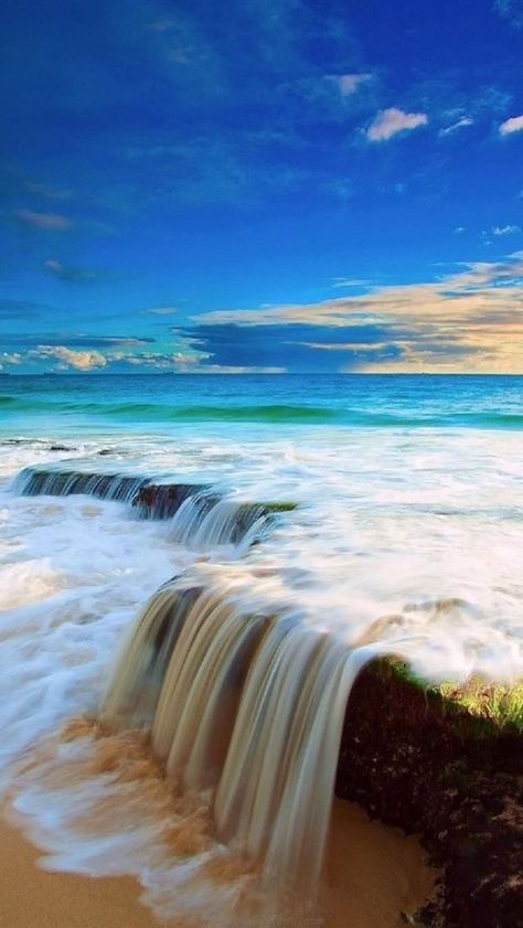 50. cascade Beach, Australie Nature Photography, Tours, Nature, Ocean, Waterfall, Beautiful Beaches, Scenic, Beautiful Nature, Scenery